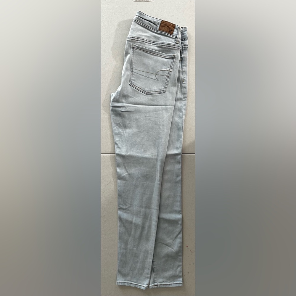 American Eagle Outfitters Light Blue Jeans